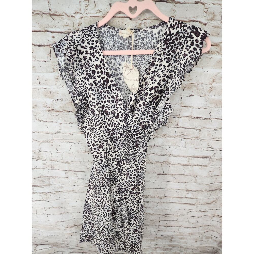Hem And Thread Wrap Dress Size Medium Leopard Print NEW Short Sleeve